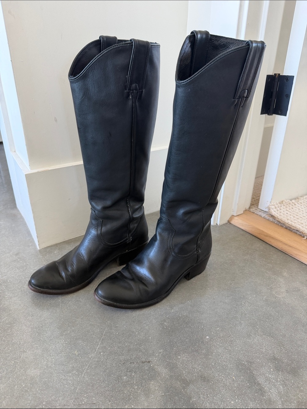 Frye Carson 7M Black Leather Over-the-Knee Riding Boots